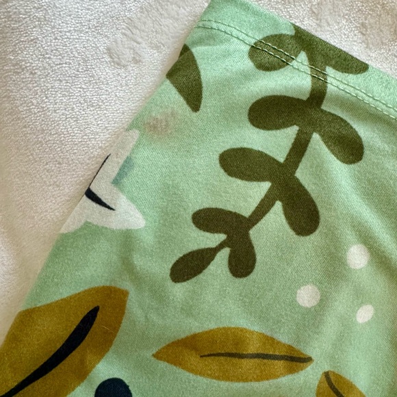 Oopsie Daisy Floral Sleeveless Romper for Kids - Picture 3 of 3